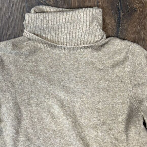 J Crew Tan Brown Women's Button turtleneck in extra-soft yarn Bc907 Size Small - Picture 3 of 7